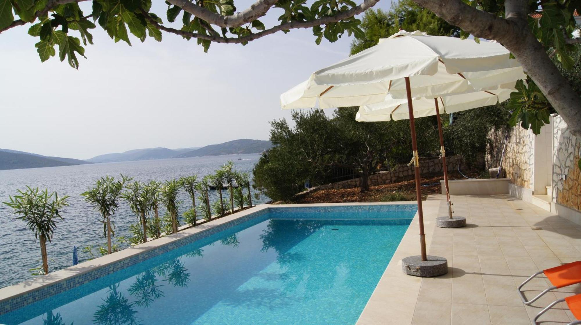 Donji Okrug  Apartments Niana With Heated Seawater Swimingpool מראה חיצוני תמונה