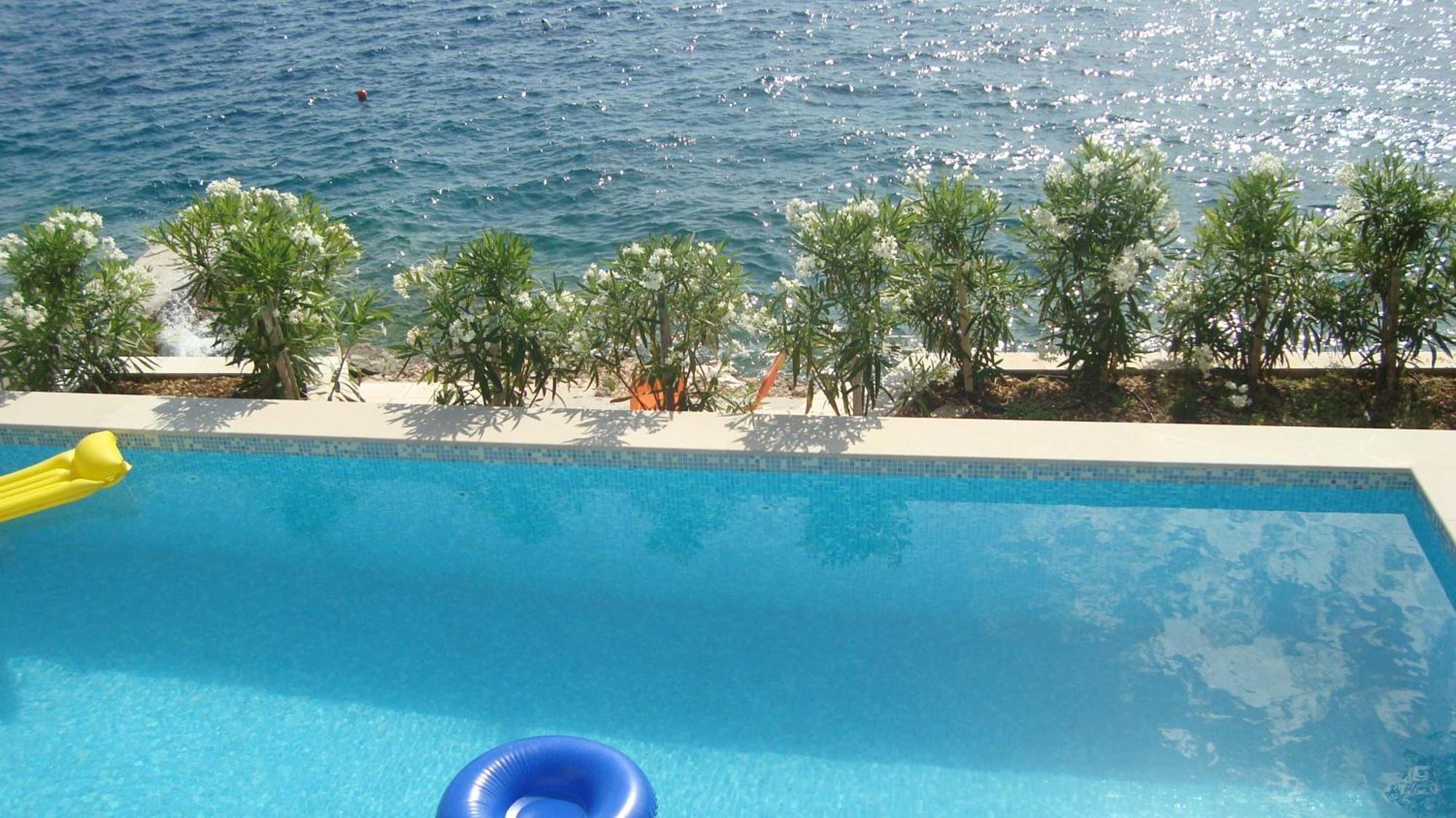 Donji Okrug  Apartments Niana With Heated Seawater Swimingpool מראה חיצוני תמונה