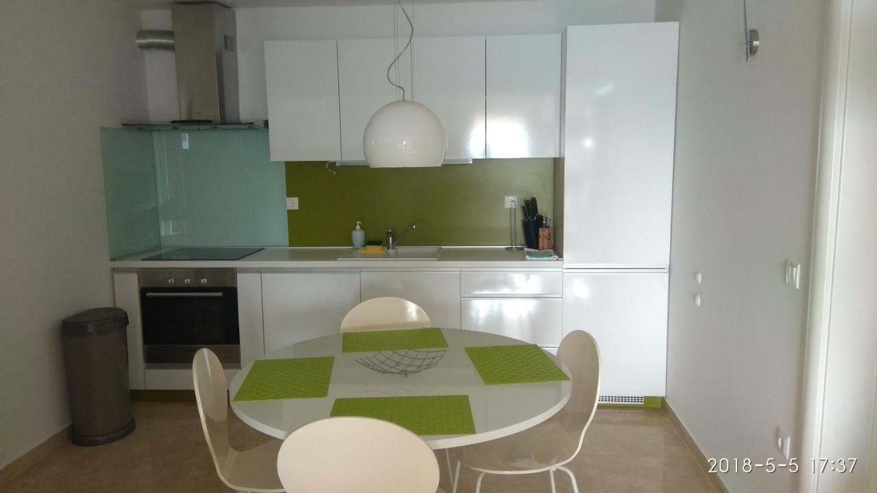 Donji Okrug  Apartments Niana With Heated Seawater Swimingpool מראה חיצוני תמונה