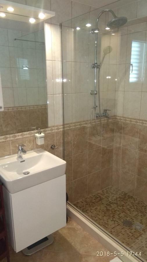 Donji Okrug  Apartments Niana With Heated Seawater Swimingpool מראה חיצוני תמונה