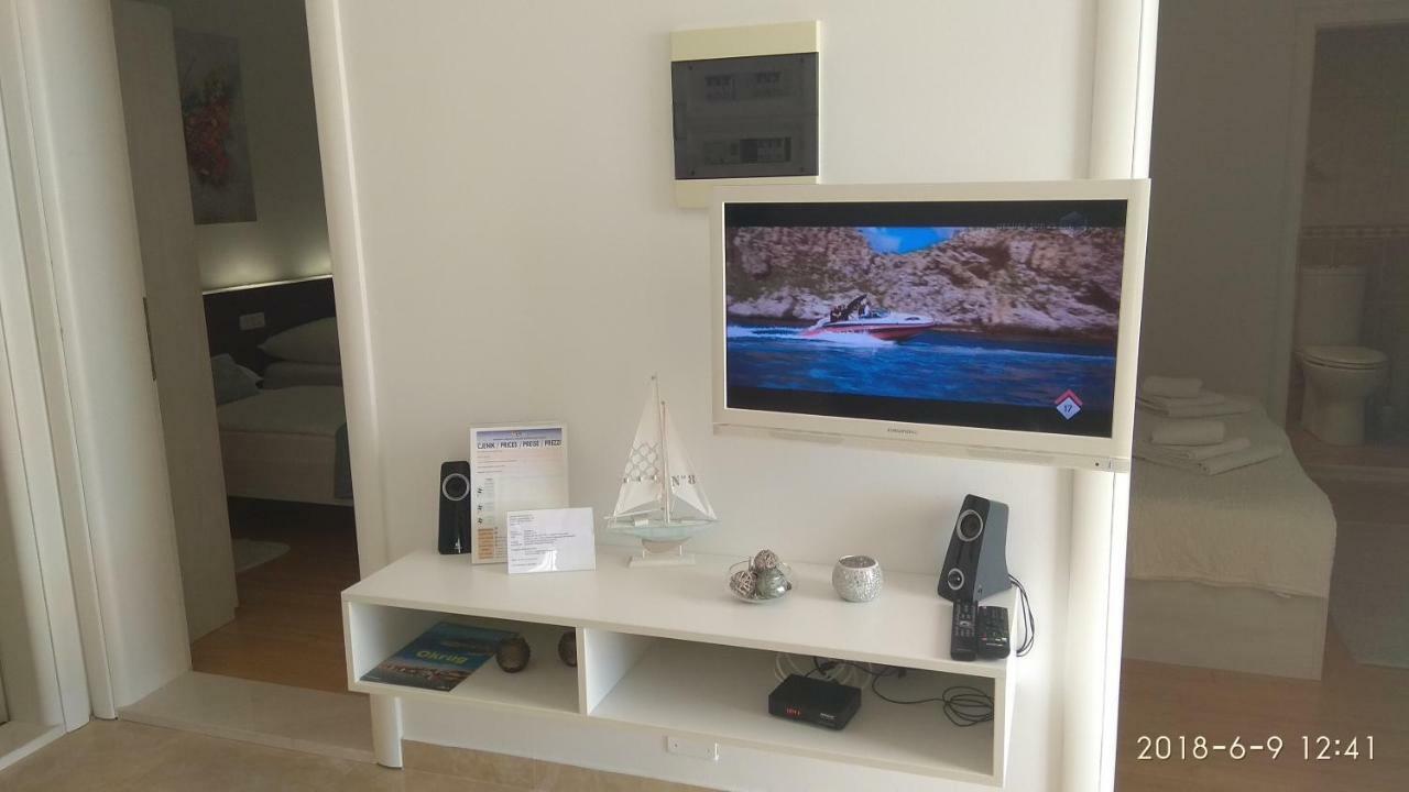 Donji Okrug  Apartments Niana With Heated Seawater Swimingpool מראה חיצוני תמונה