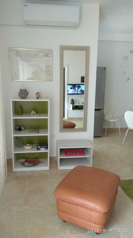 Donji Okrug  Apartments Niana With Heated Seawater Swimingpool מראה חיצוני תמונה